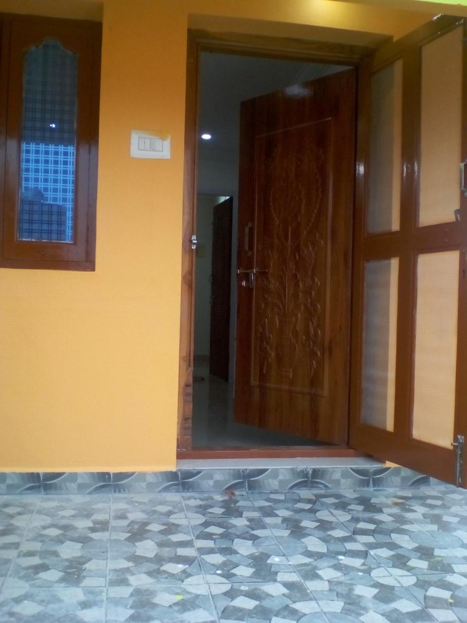 Sai Guest House Tiruvannāmalai Buitenkant foto