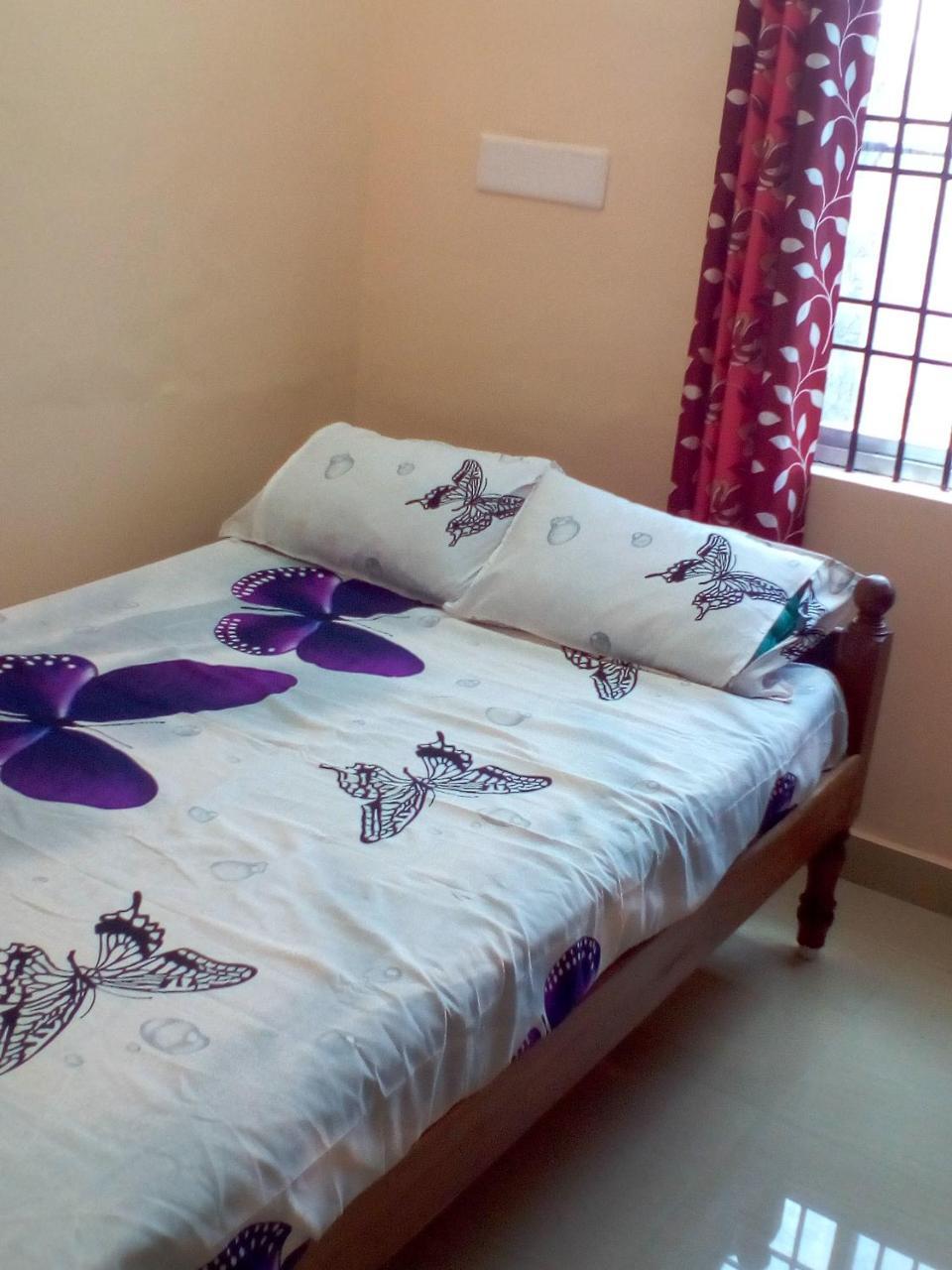 Sai Guest House Tiruvannāmalai Buitenkant foto
