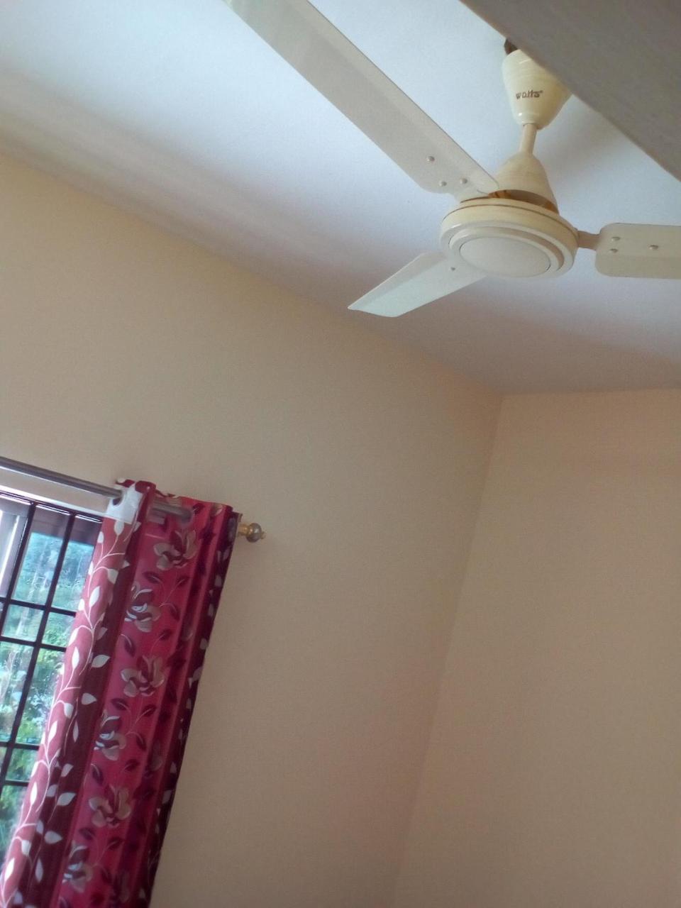 Sai Guest House Tiruvannāmalai Buitenkant foto