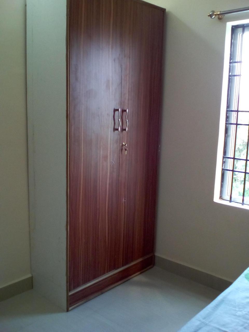 Sai Guest House Tiruvannāmalai Buitenkant foto